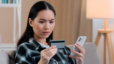 Минюст ответил на жалобы о массовой блокировке счетов казахстанцев