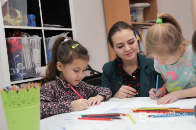 В Татарстане запустили программу поощрения молодых воспитателей в виде премии в 120 тысяч рублей