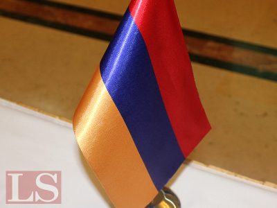 Казахстан отменяет визовый режим с Арменией