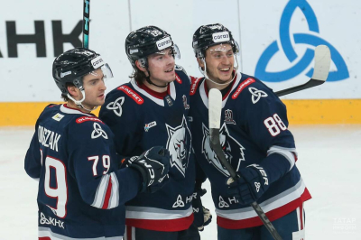 &laquo;Нефтехимик&raquo; обыграл &laquo;Барыс&raquo;, продлив серию побед до семи матчей