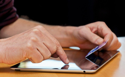 Реальные ставки по кредиткам в России превысили 50%