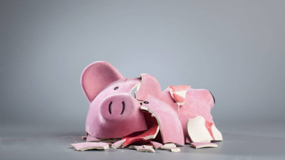 Половина депозитов казахстанцев не превышает 15 млн тенге