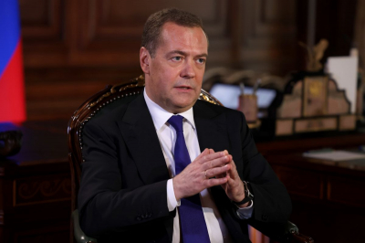 Медведев: Адреса в Европе, опубликованные МО РФ, являются потенциальными целями
