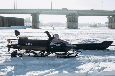 На Каме снегоход провалился под лед