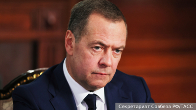 Минтранс Якутии сообщил о дрейфующих судах на реке Индигирка