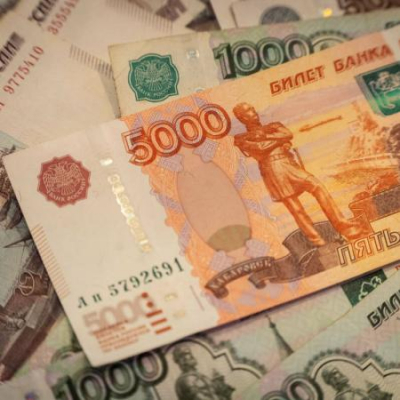 Росстат назвал отрасль с самой высокой средней зарплатой в России