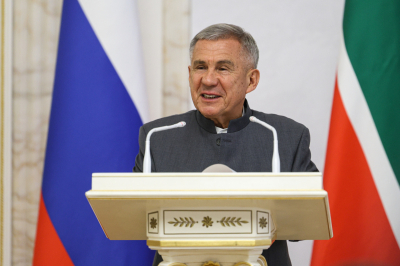 Минниханов наградил госнаградами участников СВО, нефтяников и&nbsp;ученых Татарстана