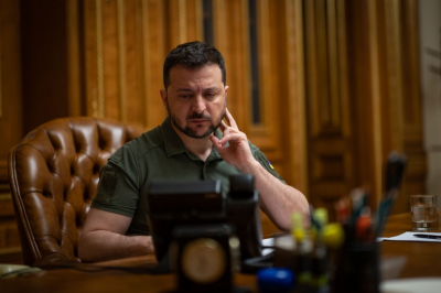 Зеленский уволил командующего силами логистики Владимира Карпенко